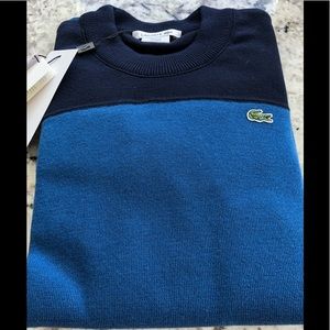 Lacoste sweater*